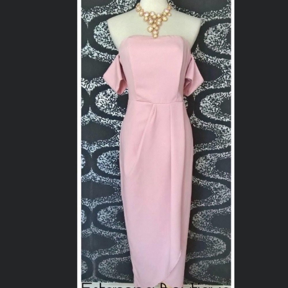 L'ATISTE Pink Off-Shoulder Midi Dress